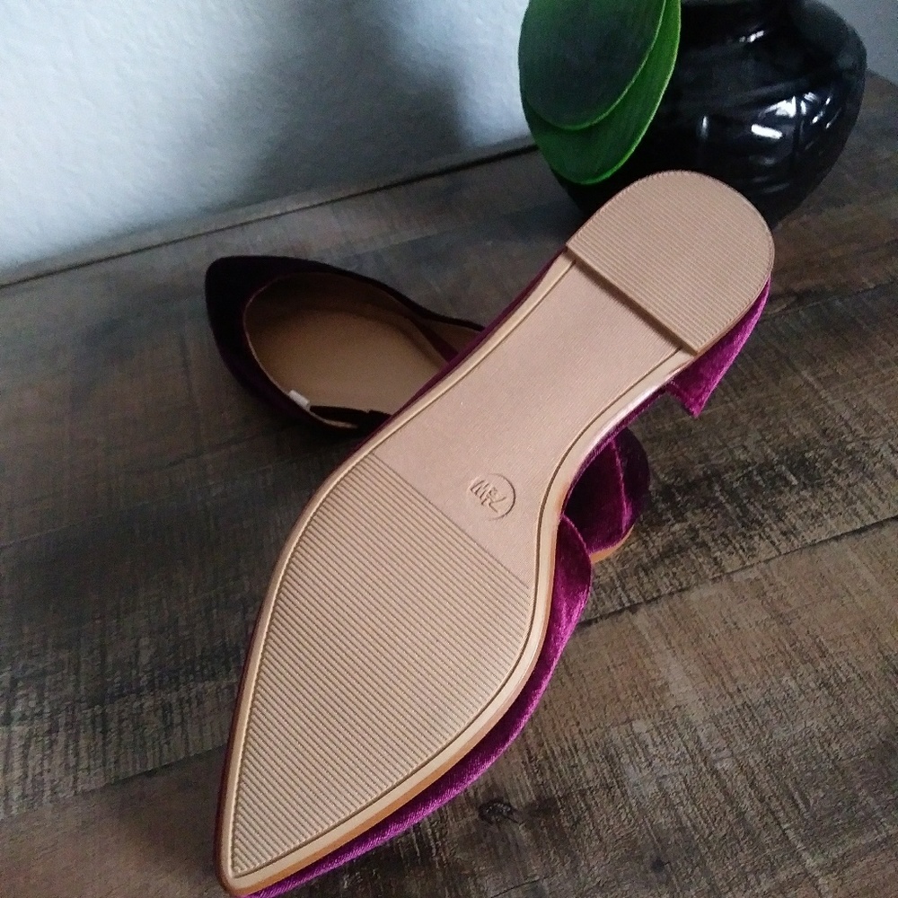 Mossimo Burgundy Velvet Flats - Picture 7 of 8